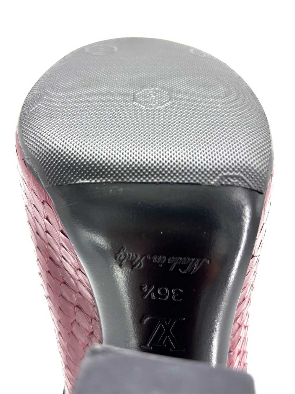 Louis Vuitton Marc Jacobs FW 2011 Fetish Bow Maryjane Snakeskin Pumps 36.5 - Picture 10 of 11